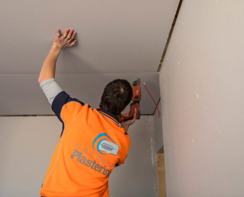 Fixing Plasterboard